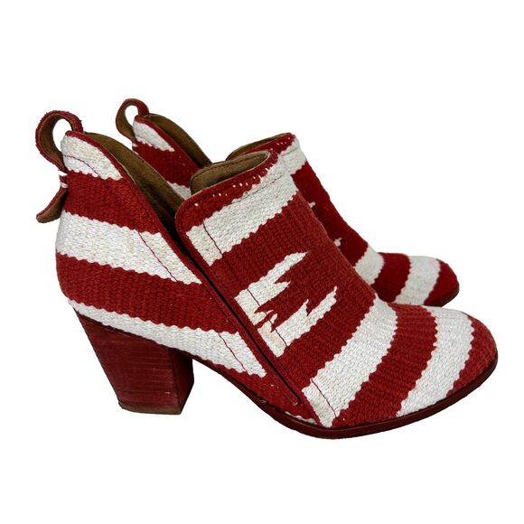Jeffrey Campbell Shoes - Jeffrey Campbell Marrakesh Ankle Boots Knit Southwestern Aztec Red White Shoe 10